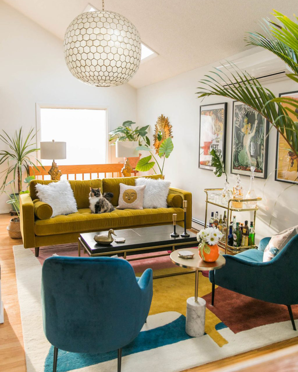 Jessica Brigham's Vibrant & Glamorous Mid Century Living Room